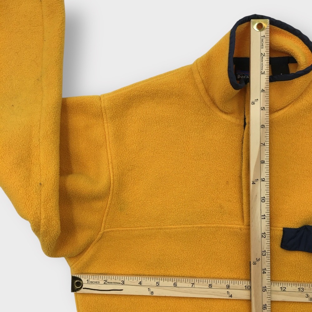 VINTAGE Patagonia Fleece Snap T Neck Pullover Jacket Yellow Men's Size S (SPOTS) - Picture 9 of 10
